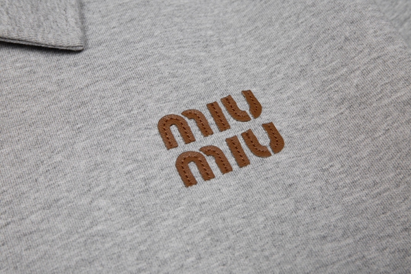 ブランドパーカー細部ディテール